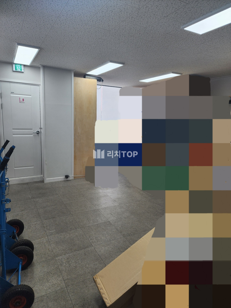 경남 창원시 의창구 중동 화이트톤 인테리어 되어 있는 무권리 사무실 월세 매물번호 12167 사진 6