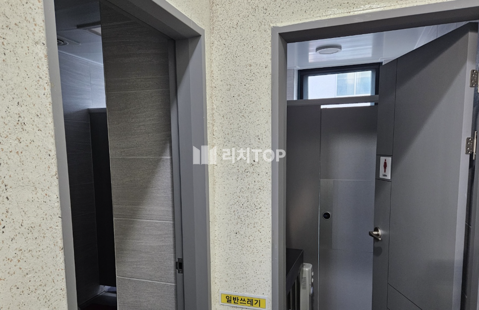 경남 창원시 성산구 신촌동 최근리모델링 300평 공장 , 사무실 화장실 포함 강추임대 월세 매물번호 12233 사진 3