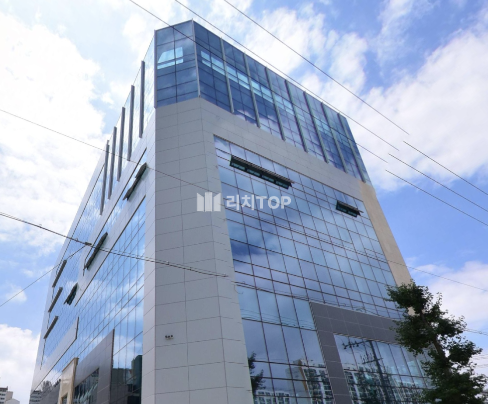 경남 창원시 성산구 대방동 대방동 신축 메디컬빌딩 내 병원임대 64py 강추 임대 월세 매물번호 12306 사진 1