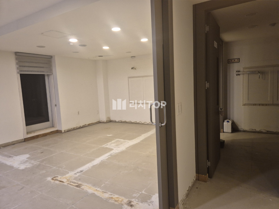 경남 창원시 성산구 대방동 대방중학교 인근 깔끔한 사무실용 상가 임대 월세 매물번호 12348 사진 6