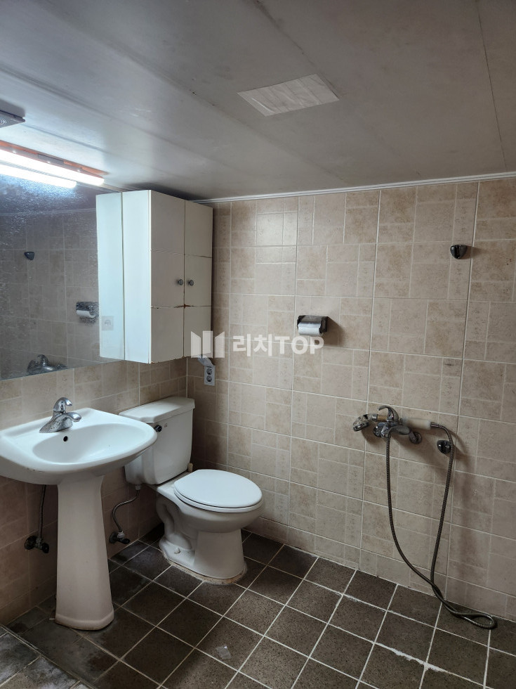 경남 창원시 성산구 신월동 \u2714\ufe0f 신월동주택 관리잘된 반전세 매물 방2 월세 매물번호 12384 사진 1