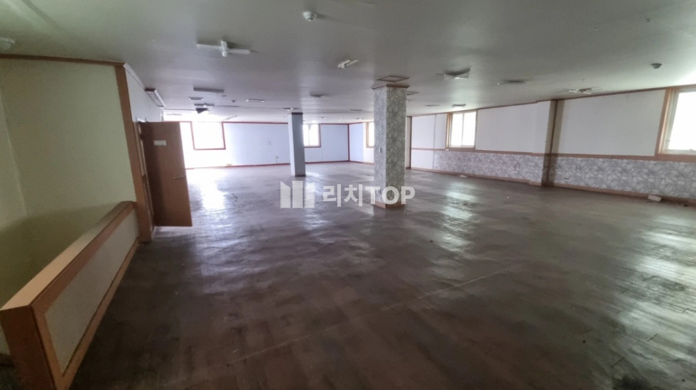 경남 창원시 의창구 도계동 \u2714\ufe0f 도계동 큰도로옆 대형 상가 임대 / 사무실 학원 병원 체육시설 PC방 추천 월세 매물번호 12403 사진 1