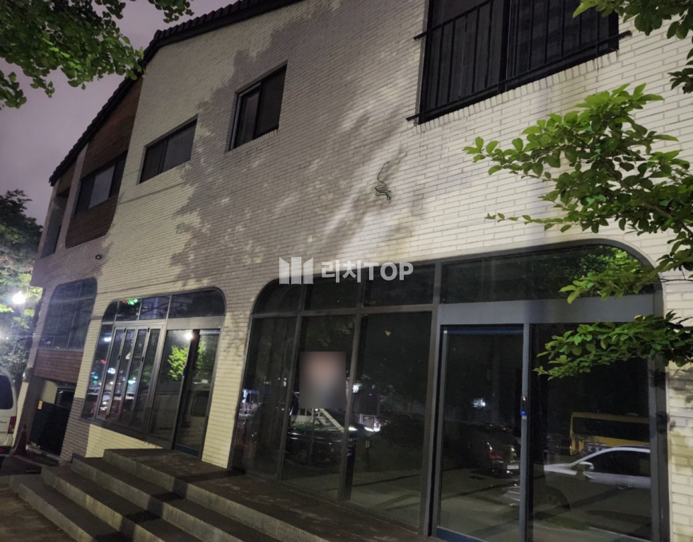 경남 창원시 성산구 대방동 창원 대방동 1층 상가 임대 , 가시성, 접근성 , 주차편리한 최고의 상가 월세 매물번호 12503 사진 2