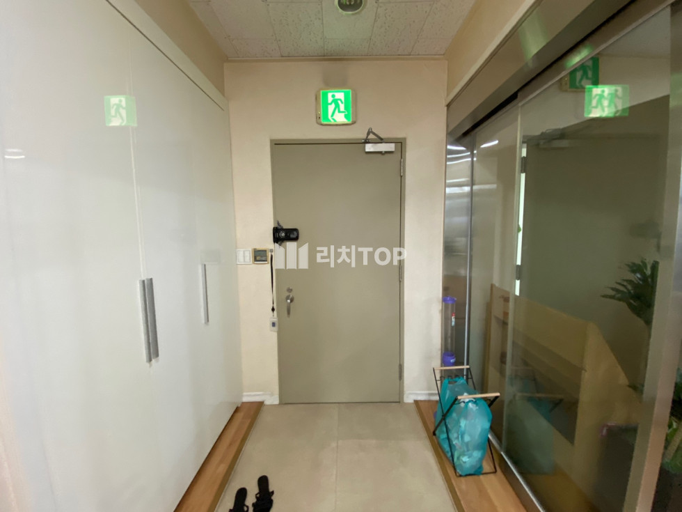 경남 창원시 성산구 대원동 \u2714\ufe0f 시티세븐몰 사무실 자리 임대 전용28PY 분할가능 월세 매물번호 12543 사진 3