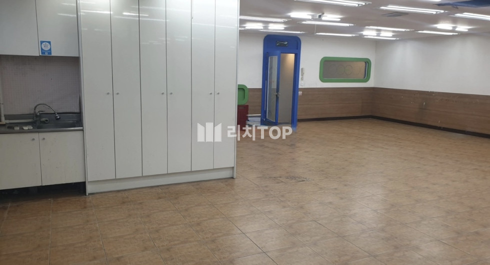 경남 창원시 마산합포구 중앙동3가 \u2714\ufe0f 마산합포구 중앙동 상가 임대 병원 학원 추천 (4층, 5층 같은 면적) 월세 매물번호 12575 사진 4