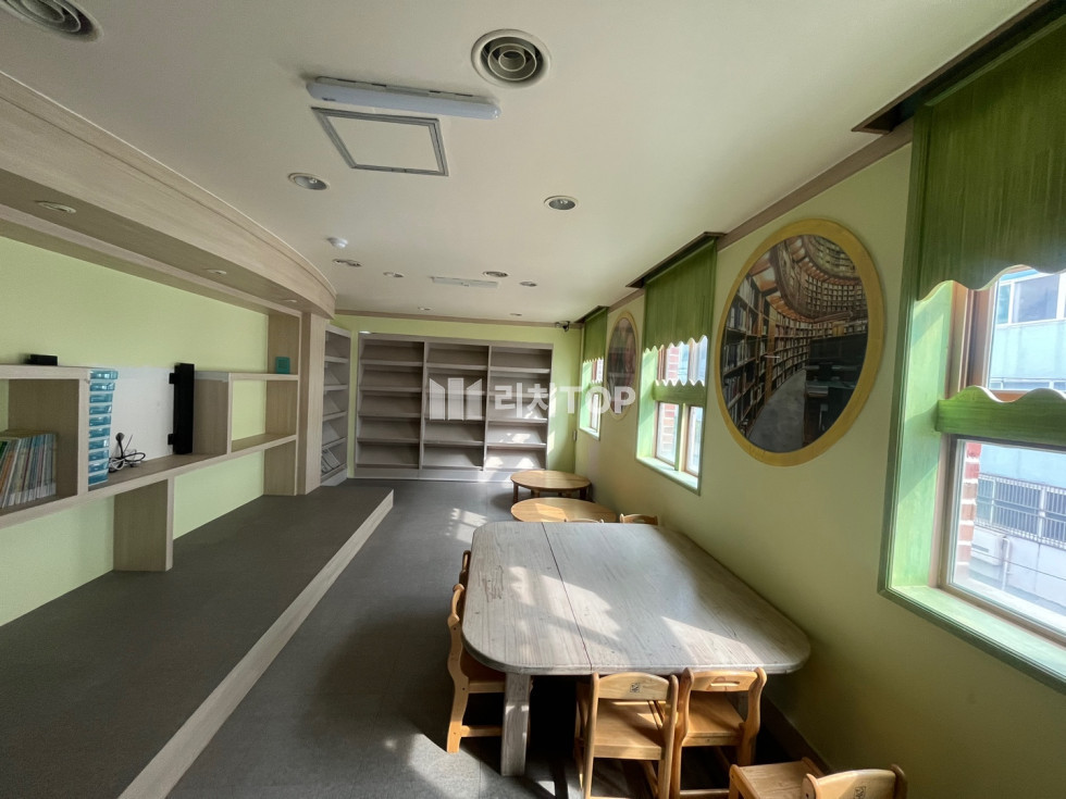 경남 창원시 성산구 사파동 \u2714\ufe0f 사파동 노유자시설 건물 전체 매매 중정 있는 건물 주변 재건축 호재 있음 매매 매물번호 12599 사진 4