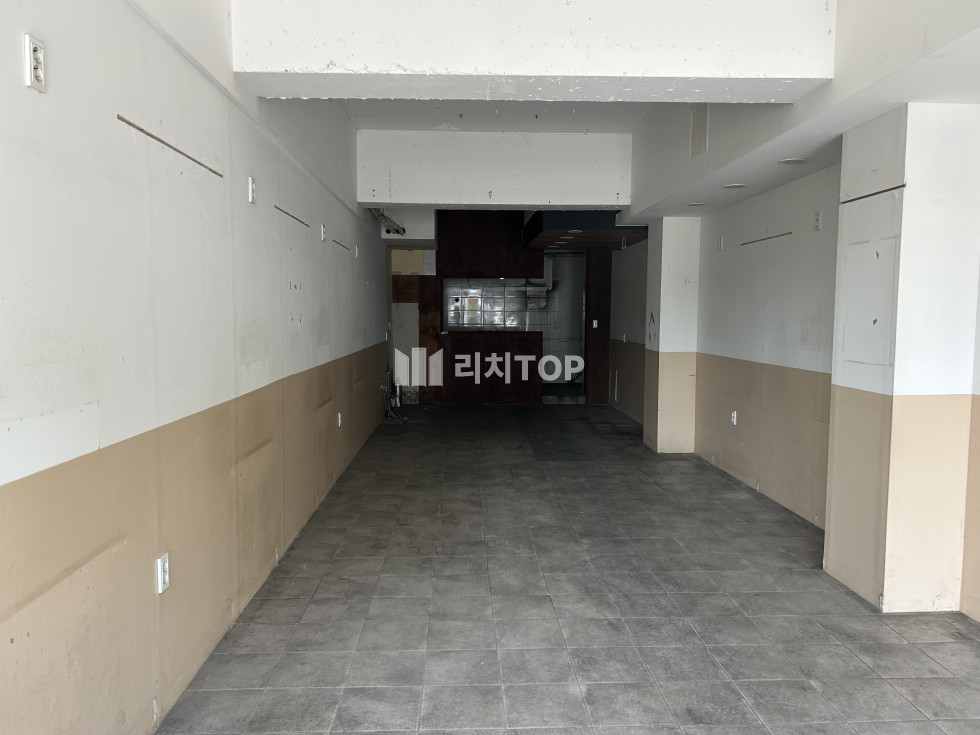 경남 창원시 의창구 사림동 \u2605 창원대 정문 앞 도로변 무권리 점포 \u2605 월세 매물번호 12614 사진 1