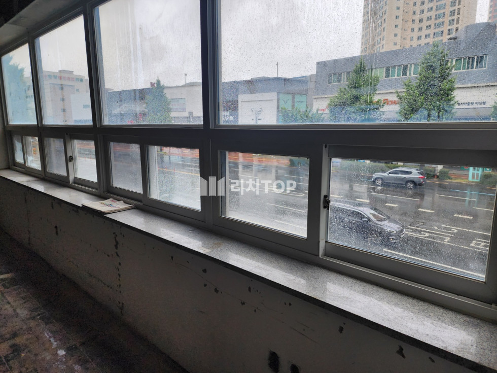 경남 창원시 마산회원구 합성동 보증금 조절 가능한 내부 철거되어 있는 상가 월세 매물번호 12641 사진 6