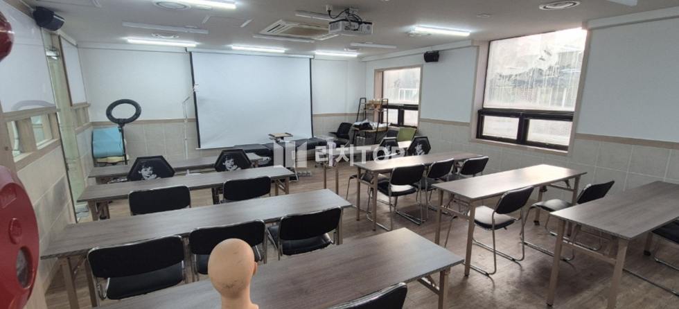 경남 창원시 의창구 도계동 창원 도계동 통건물 빌딩 매매 도리단길 회사 사옥 임대수익 6% 가능 매매 매물번호 12852 사진 5