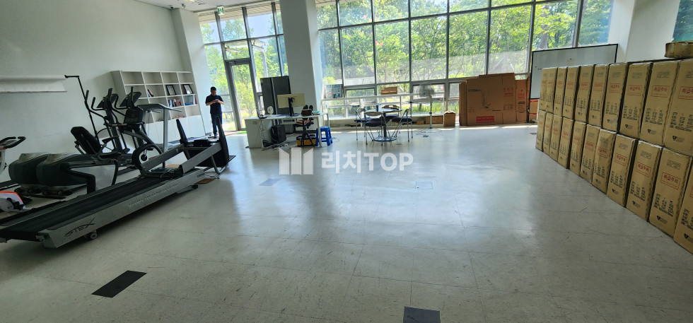 경남 창원시 의창구 팔용동 팔용동 스마트업타워 1층 사무실 겸 창고 매매 매물번호 12908 사진 1