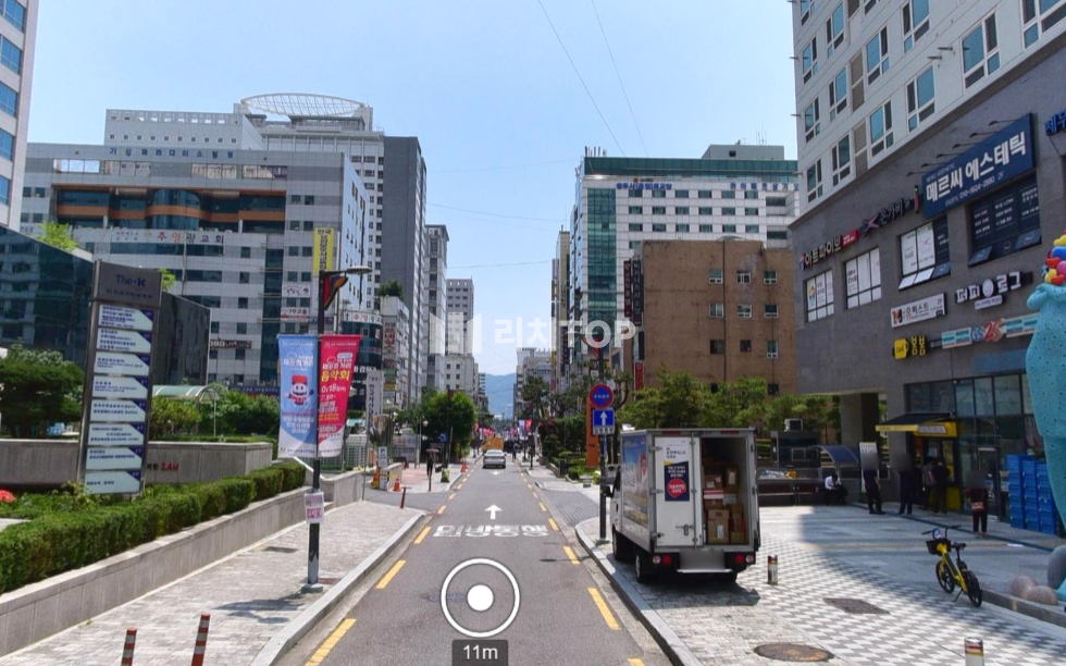 경남 창원시 성산구 중앙동 \u2714\ufe0f창원 중앙동 모텔매매 \u2714\ufe0f최고입지 \u2714\ufe0f​​​​​​​객실수32개 \u2714\ufe0f비지니스 숙박 고객 고정층 수요 다수 \u2714\ufe0f저렴한 매매가!! \u2714\ufe0f월 평균 3,100만원 매출 매매 매물번호 13129 사진 1