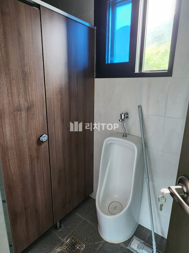 경남 창원시 의창구 동정동 \u2714\ufe0f 동정동 인테리어 상태 최상인 사무실 자리 임대 곧 나갈자리 월세 매물번호 13190 사진 5