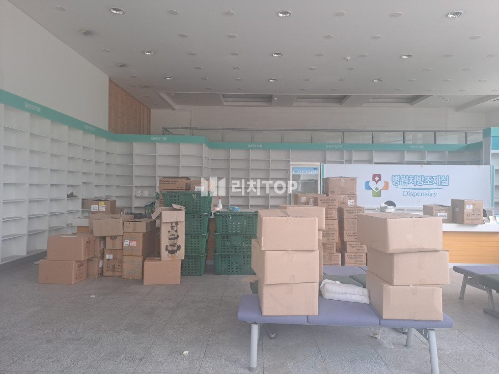 경남 창원시 성산구 남산동 성산구청 인근 1층 같은 2층 상가 임대 월세 매물번호 13200 사진 1