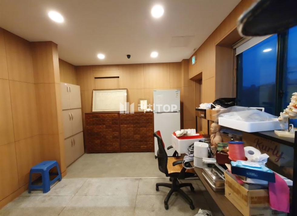 경남 창원시 마산합포구 산호동 마산야구장 인근 2층 사무실 임대 월세 매물번호 13216 사진 2