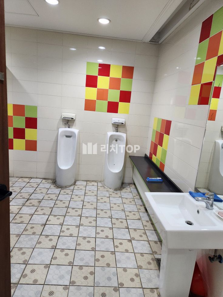 경남 창원시 의창구 명서동 \u2714\ufe0f 명서동 인테리어 잘된 사무실 임대 무권리 월세 매물번호 13243 사진 8