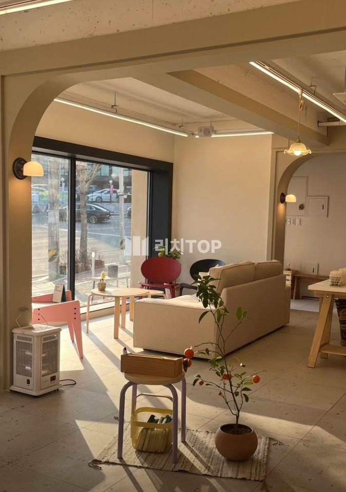 경남 창원시 성산구 중앙동 \u2714\ufe0f 중앙동 아파트 단지앞 1층 상가 임대 인테리어 이쁘고 유동인구 많은곳 월세 매물번호 13316 사진 6
