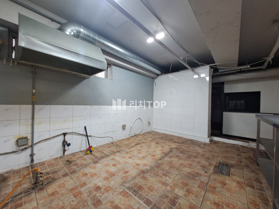 경남 창원시 성산구 상남동 상남동 도로변 반지하 상가 임대 월세 매물번호 13350 사진 3