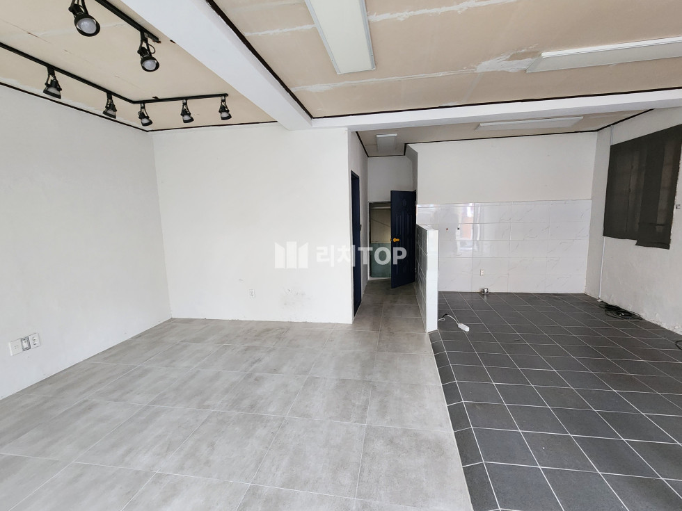 경남 창원시 성산구 반지동 \u2714\ufe0f 반지동 1층 상가 임대 판매점, 사무실 등 자유업 가능한 자리 월세 매물번호 13364 사진 2