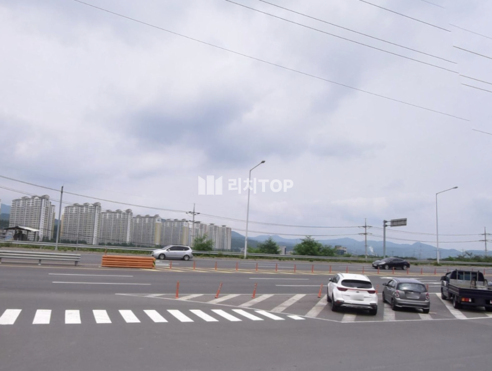경남 함안군 칠원읍 경남 함안 칠원읍 요양병원 인근 · 대로변 식당 추천 1층 상가 임대 대형 분할가능 월세 매물번호 13389 사진 3