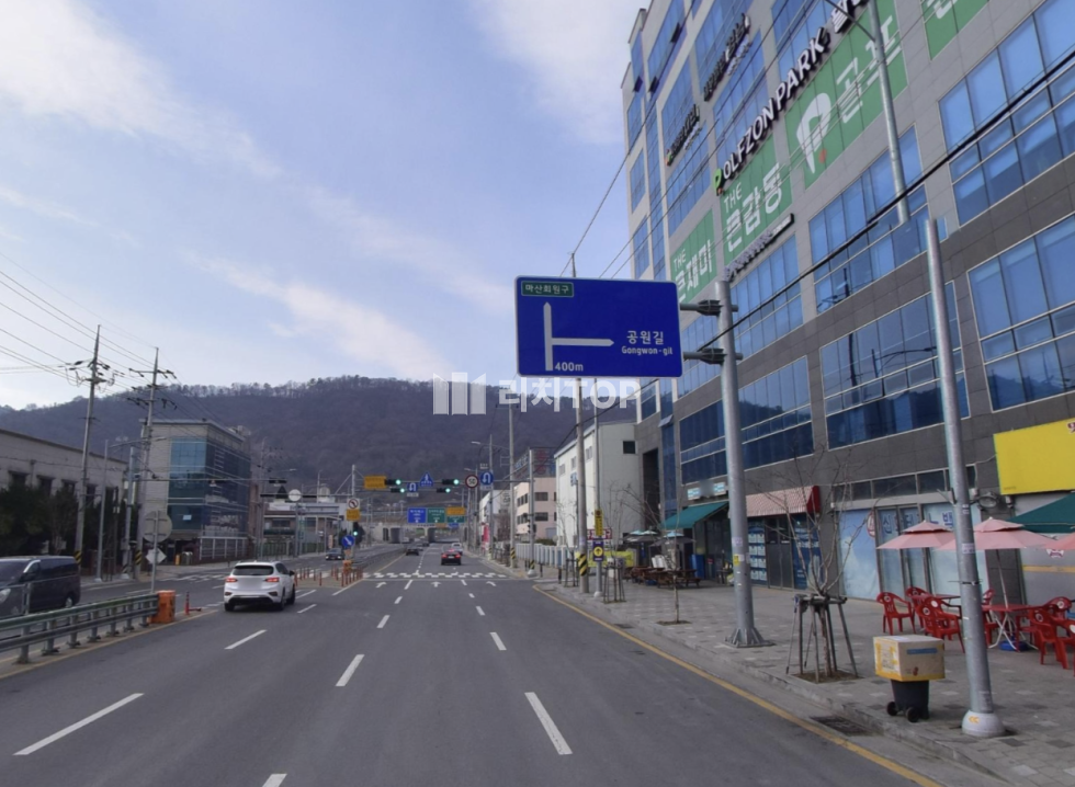 경남 창원시 의창구 팔용동 신화테크노밸리 지식산업센터 단독층 대형 매물 약 276 py 연구개발 조립 제조 R&D 매매 매물번호 13404 사진 2