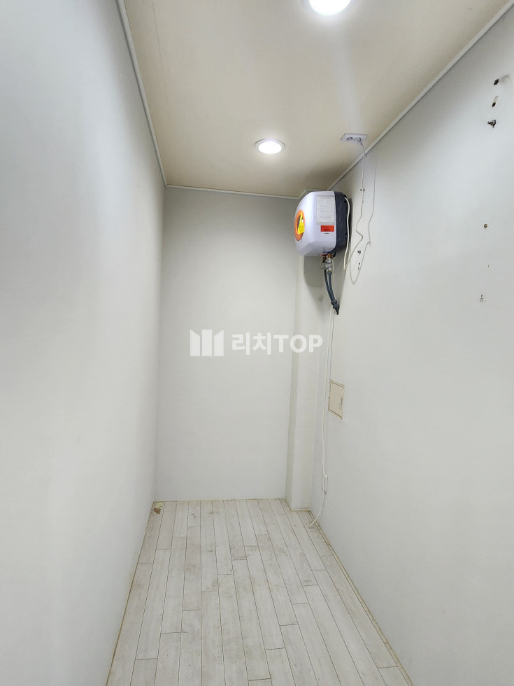 경남 창원시 성산구 중앙동 \u2714\ufe0f 중앙동 도로변 1층 상가 임대 눈에 띄는 이쁜 건물 인테리어 되어 있어 몸만 들어가면 되는 곳 월세 매물번호 13474 사진 5