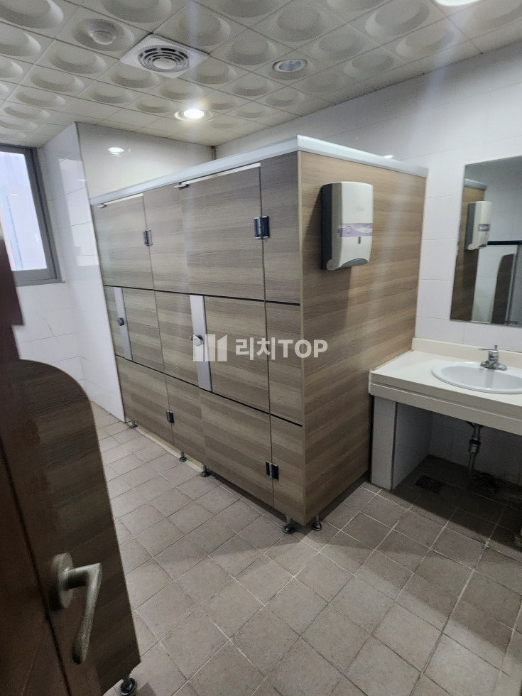 경남 창원시 의창구 봉림동 봉림동 대형평수 사무실, 학원, 체육시설 가능한 상가 임대 월세 매물번호 13772 사진 6