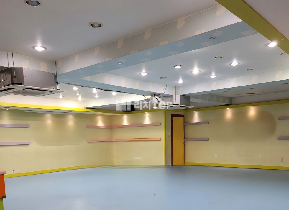 경남 창원시 성산구 남양동 \u2714\ufe0f 남양동 성원아파트 상가 5층 상가 임대 무권리 월세 매물번호 13815 사진 1