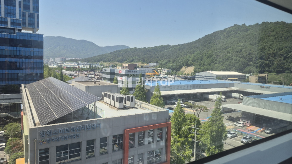 경남 창원시 의창구 팔용동 창원 의창구 팔용동 신축 사무실 임대 스마트업파크 아트리움시티 월세 매물번호 13844 사진 3