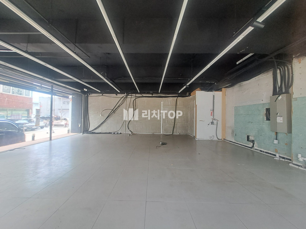 경남 창원시 의창구 팔용동 팔용동 창원역 인근 아파트대단지 인근 코너각지 1층 월세 매물번호 14024 사진 1