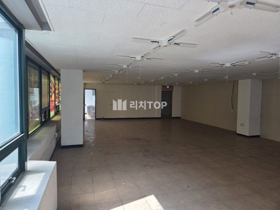 경남 창원시 성산구 상남동 [상남동 상가 임대] 이 자리 40평대 학원 판매점 사무실 상담실 추천드립니다. 월세 매물번호 14624 사진 1