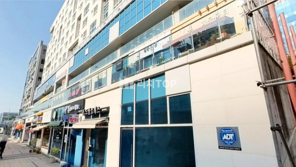 인천 서해구 청라동 투자·실사용 모두 가능한 상가｜청라 커낼웨이 1층/공실/유동인구 보장 매매 매물번호 10155 사진 1