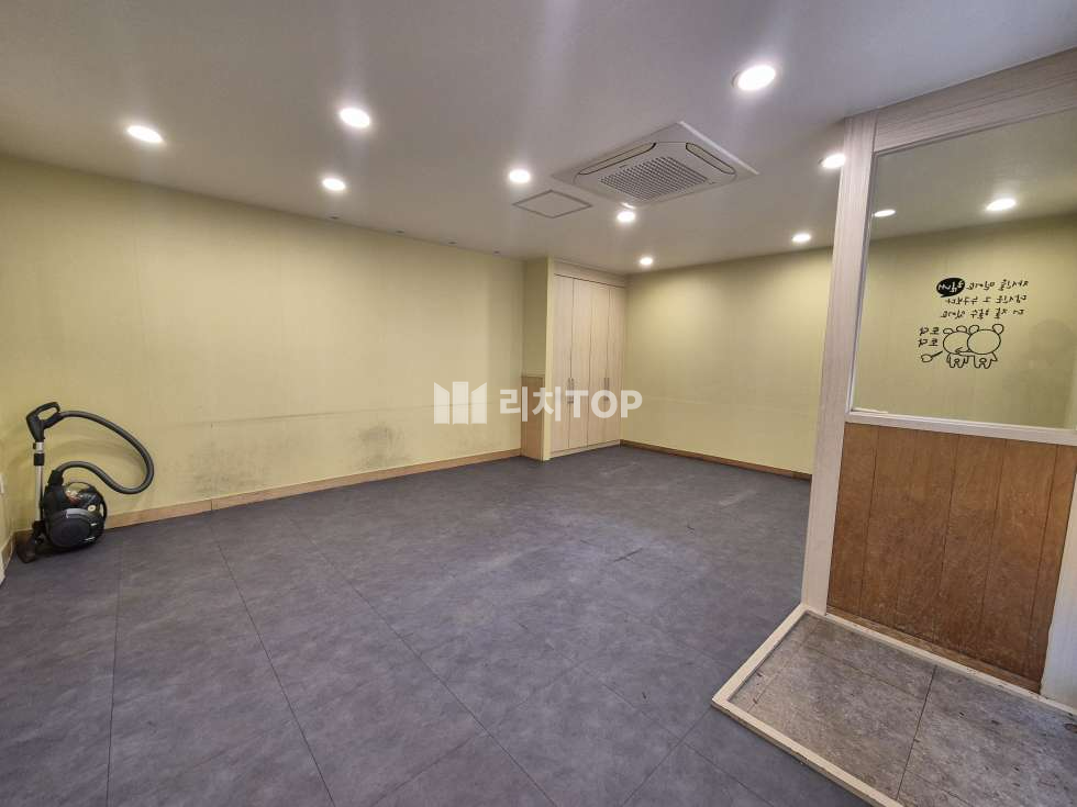 인천 서해구 청라동 청라3동 학교 앞 무권리 1층 10평 소형 상가/도로변 노 월세 매물번호 10247 사진 3