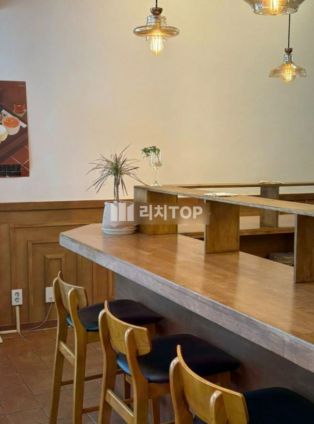 인천 서해구 청라동 [청라1동]커낼에비뉴 최고입지 16평/인테리어완비 감성 식당/안정적 운 월세 매물번호 10268 사진 1
