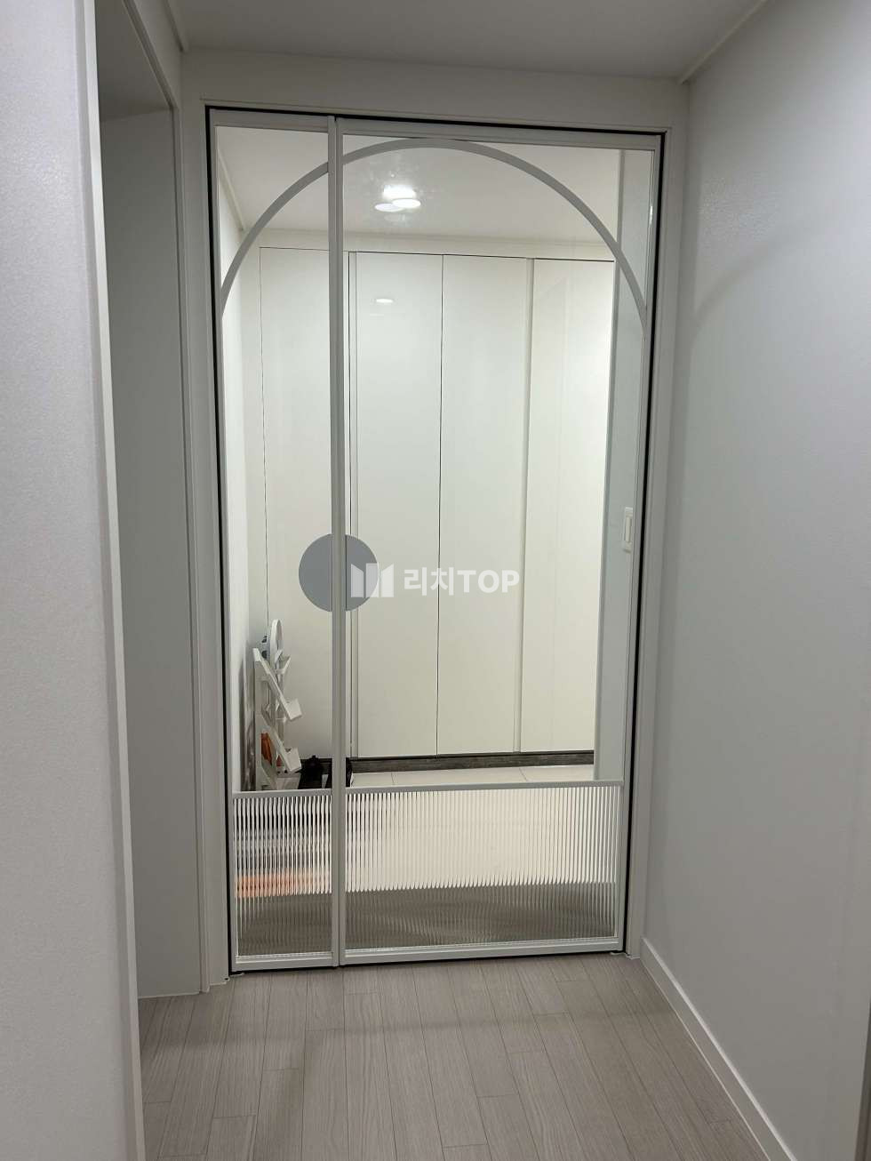 인천 서해구 청라동 청라동 / 에일린의뜰 / 큰평수 / 화이트톤 올인테리어 / 풀에어컨 / 급매 매매 매물번호 10379 사진 4