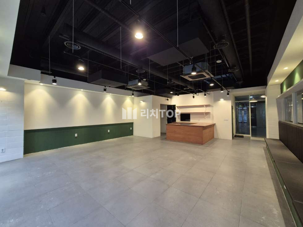 인천 서해구 청라동 청라 커낼웨이 수변1층 실 29평 상가 무권리 공실 임대 월세 매물번호 10388 사진 4