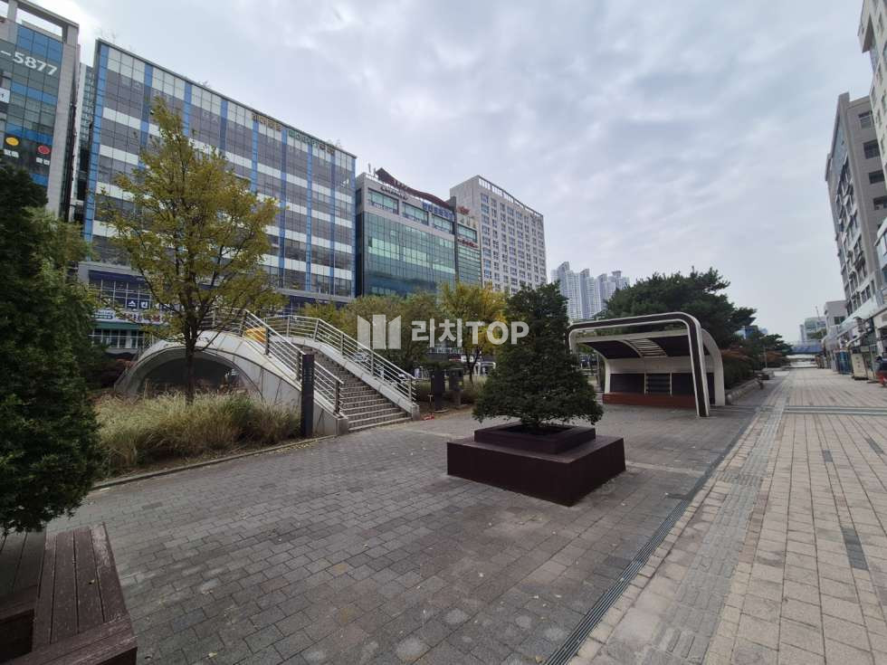 인천 서해구 청라동 청라 봄빌딩 수변뷰 B1층 공실 상가 임대 월세 매물번호 10432 사진 3