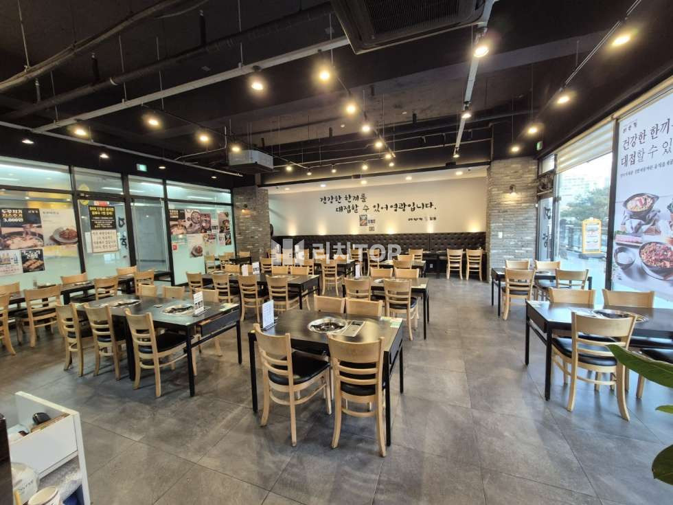 인천 서해구 청라동 청라 커낼웨이 수변뷰 1층 48평 한식집 임대 월세 매물번호 10448 사진 1