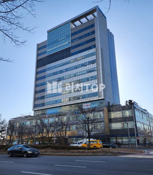 인천 연수구 송도동 인천 송도동 1층 코너 상가 전용 143평 임대 월세 매물번호 10618 사진 1