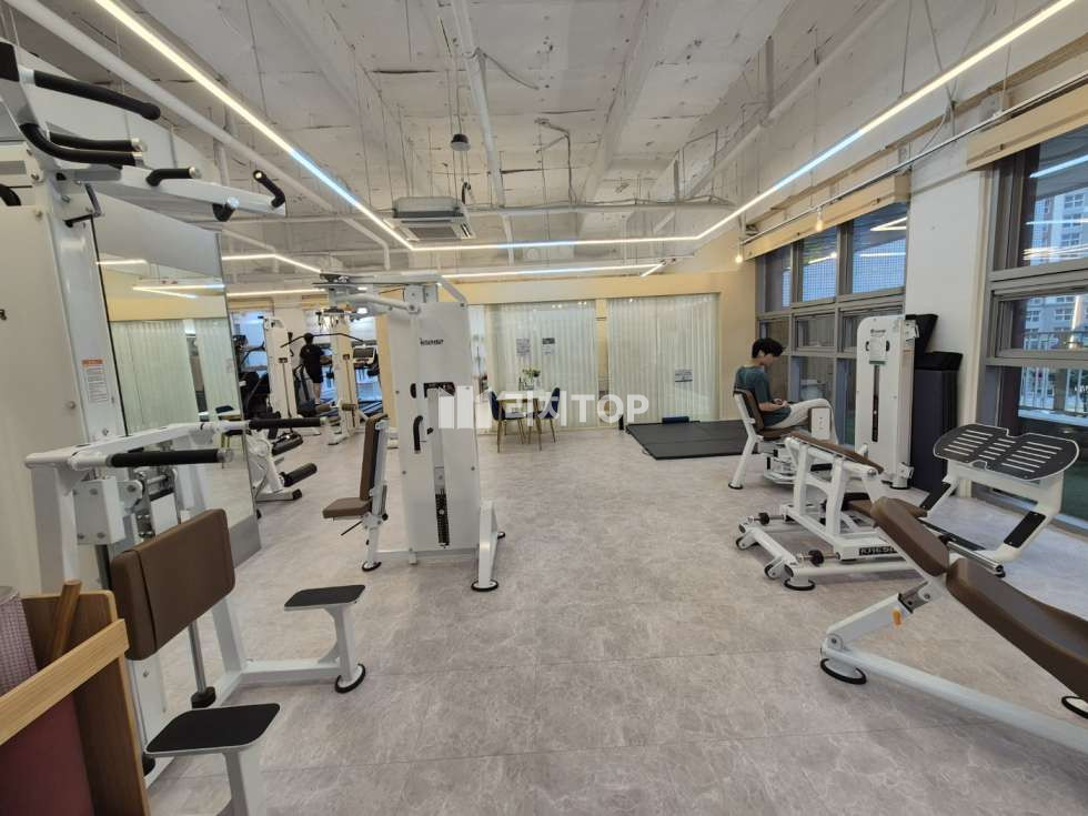 인천 서해구 청라동 청라 현대썬앤빌 시설SS급 헬스장,PT샵 81평 임대 월세 매물번호 10723 사진 9