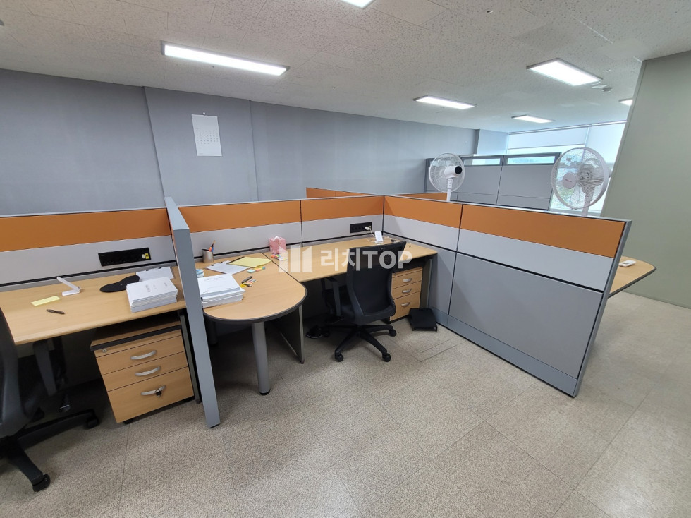 경남 창원시 의창구 사림동 \ud83d\udc4d중앙역 위치 좋은 상가 사무실, 매매가 조정 가능, 임대 수익률 5%, 현 세입자 장기 임대 가능,공실 없는 상가 매매 매물번호 10955 사진 3