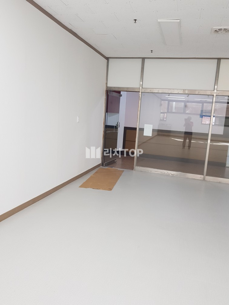경남 창원시 성산구 상남동 \ud83d\udc4d상남동 깔끔한 사무실 주차 좋고 업무환경 좋음, 임대료도 합리적,즉시 입주 월세 매물번호 10957 사진 4