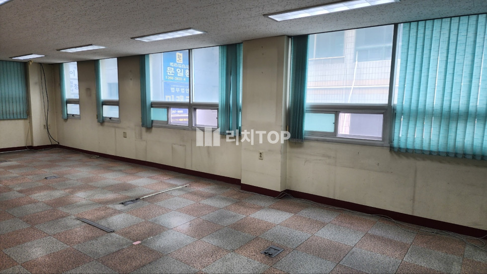 경남 창원시 성산구 사파동 \u2605 사파동 법원 동문앞 최고의 자리 2층 임대 월세 매물번호 10981 사진 1
