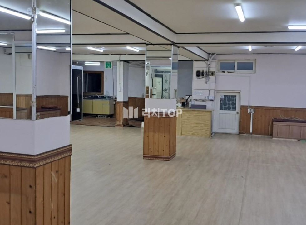 경남 창원시 성산구 반지동 \u2605 반지동 지하층 임대 무용학원 자리 희연병원 인근 매매도가능 월세 매물번호 11008 사진 2