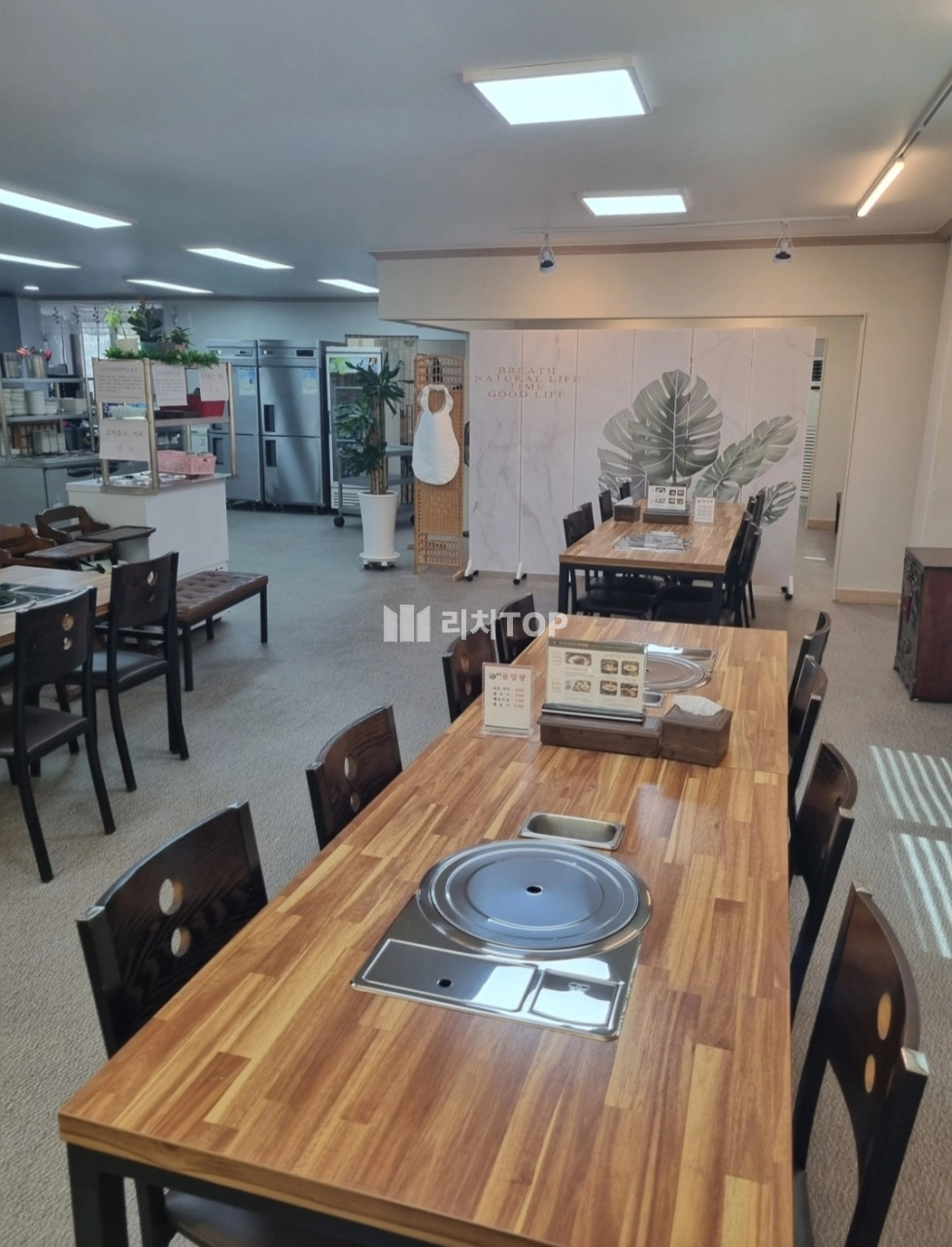경남 창원시 성산구 신월동 \u2605 신월동 관공서 맞은편 2층 음식점 자리 임대 월세 매물번호 11043 사진 1