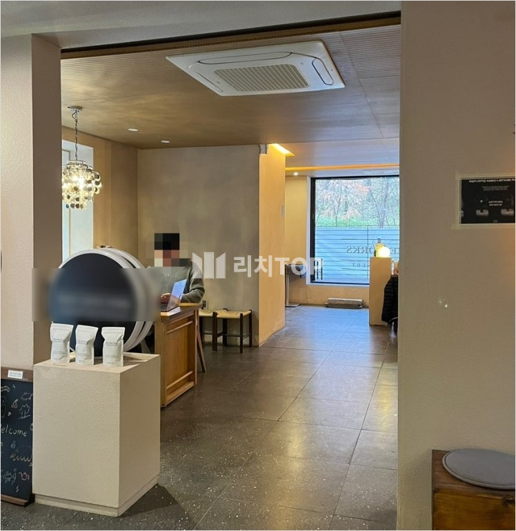 경남 창원시 성산구 용호동 \u2605 용호동 세로수길 이쁜 카페 임대 월세 매물번호 11045 사진 8