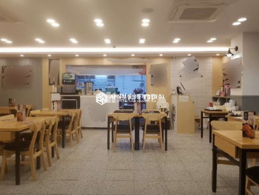 경남 창원시 성산구 용호동 \u2605 용호동 관공서 맞은편 핫한 매물 1층 상가 임대 월세 매물번호 11049 사진 1