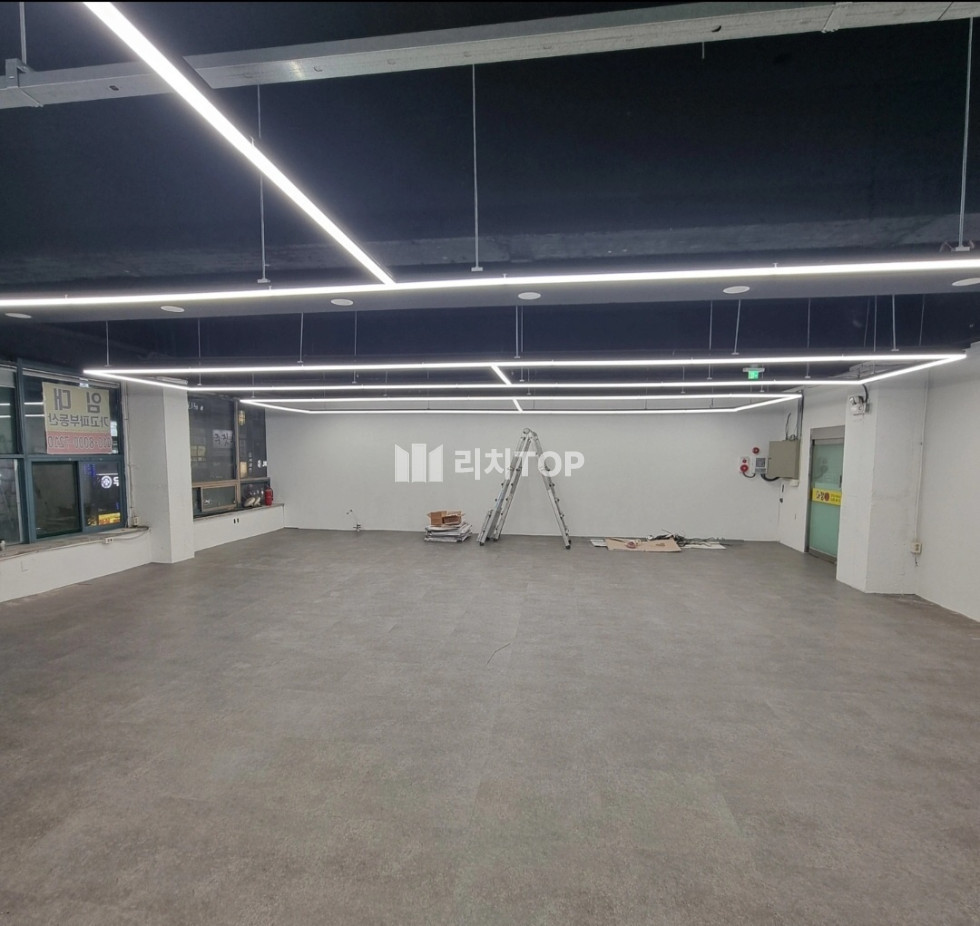 경남 창원시 의창구 팔용동 \u2605 팔용동 메인거리 3층 임대 사무실, 음식점등 추천 월세 매물번호 11067 사진 1