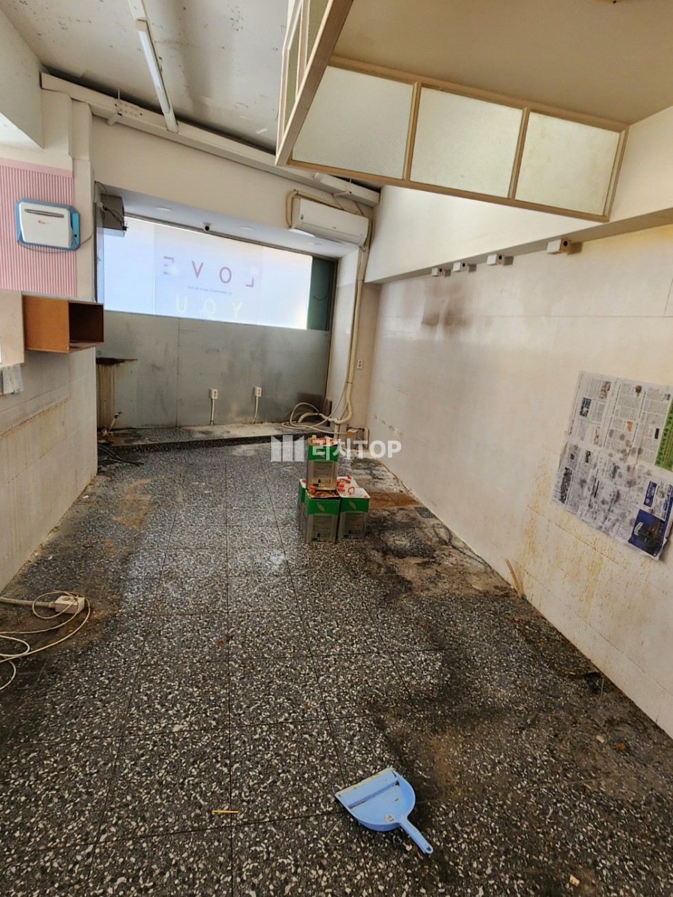 경남 창원시 성산구 중앙동 \u2605 중앙동 오거리 유동인구 가장 많은곳 핫 플레이스 1층 임대 월세 매물번호 11163 사진 4