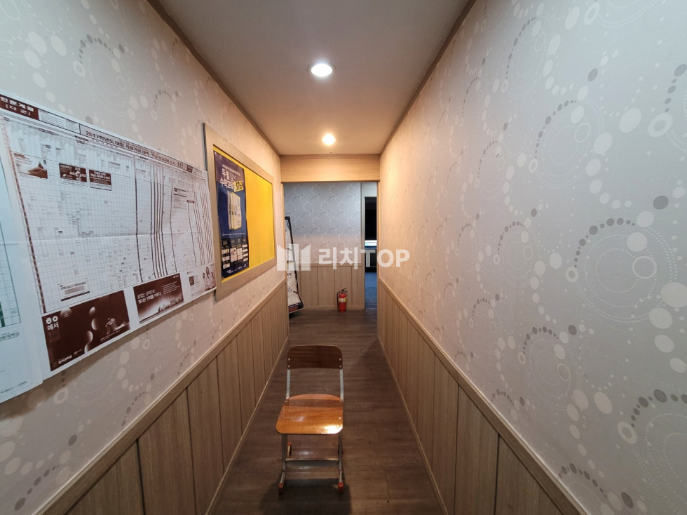 경남 창원시 의창구 팔용동 벽산블루밍단지내 상가, 학원 운영 중, 큰평수, 업종 변경 및 분할 가능 월세 매물번호 11185 사진 1