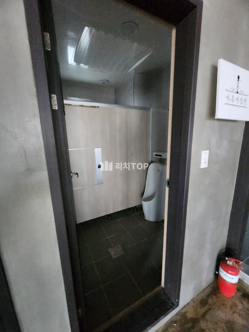경남 창원시 의창구 서상동 \u2605 서상동 깔끔한 2층 임대 사무실, 학원, 미용실등 추천 월세 매물번호 11186 사진 5